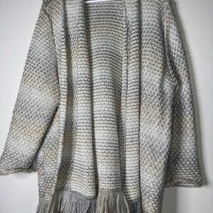 Alfred Dunner Gray and Cream Cape